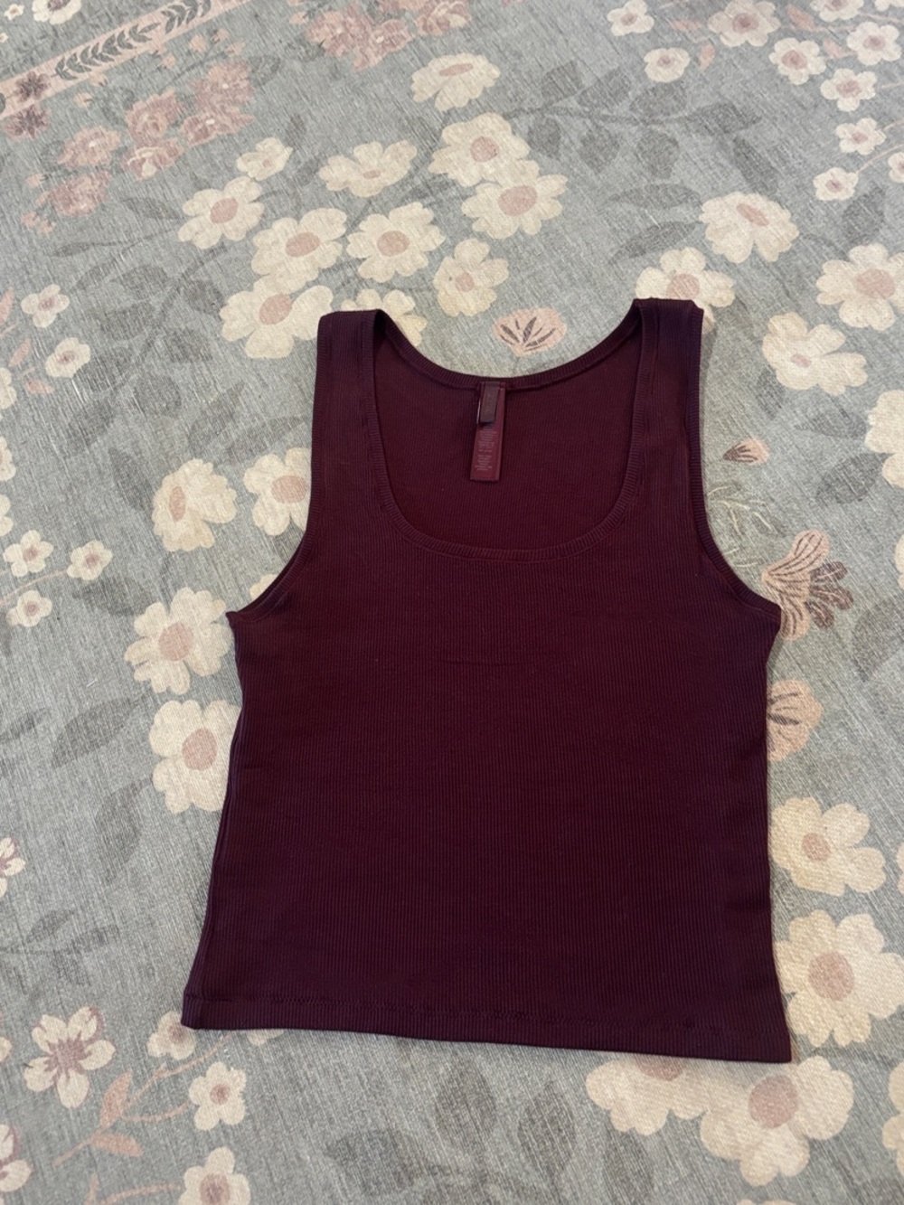 SKIMS Ribbed Tank Top — Burgundy Plum